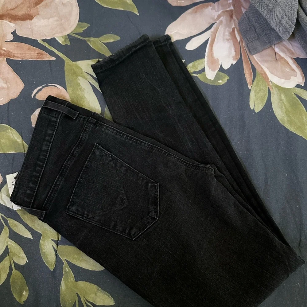 Hudson jeans with a sparkle down the leg. - Picture 2 of 2